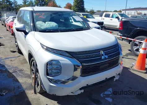 2024 Mitsubishi Outlander Se 2.5 /Se Black Edition /Se Black Edition W/Pano Roof /Se Ralliart from USA, damaged, VIN JA4J4VA82RZ026354